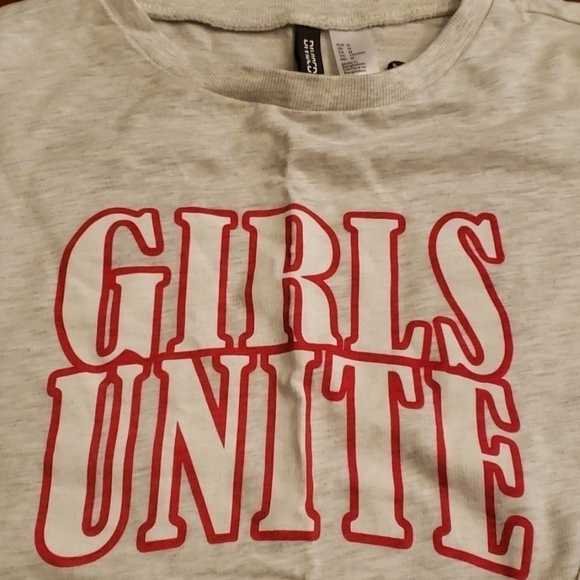 H&M Divided Girls Unite Crew Neck Sweatshirt NWOT - Picture 2 of 8